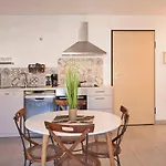 L'orangeraie Calvi Centre à 300m De La Et Du Port Parking Privé Apartamento *