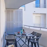 L'orangeraie Calvi Centre à 300m De La Et Du Port Parking Privé Calvi (Corsica)
