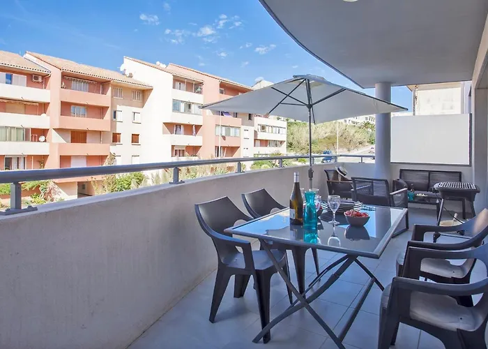 L'orangeraie Calvi Centre A 300m De La Et Du Port Parking Prive